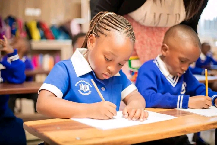Chango School pupils learning in the classroom